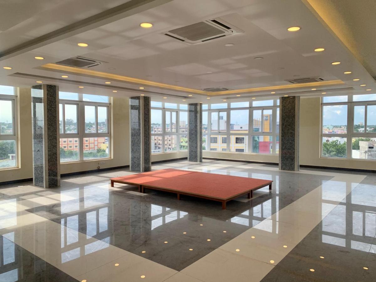 Meridian Castle Hotel Pondicherry Ngoại thất bức ảnh